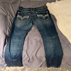 Men’s Salvage Buckle Jeans